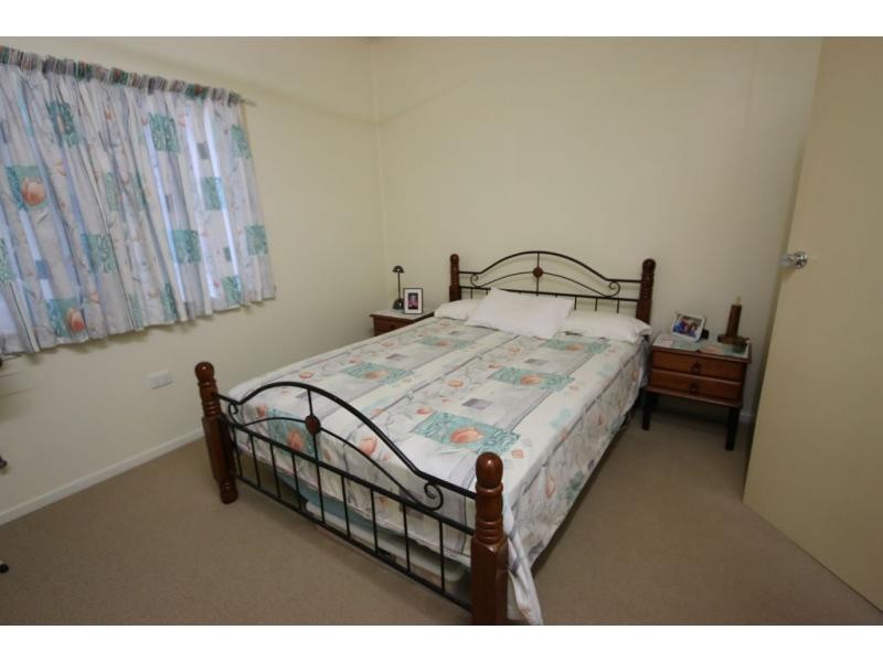 50-52 BURKE Street, Ayr QLD 4807