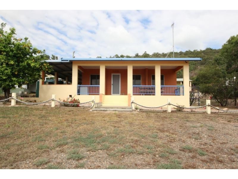 17 AIVU Avenue, Wunjunga QLD 4806