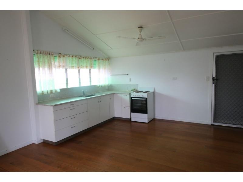 6 Wilmington Street, Ayr QLD 4807