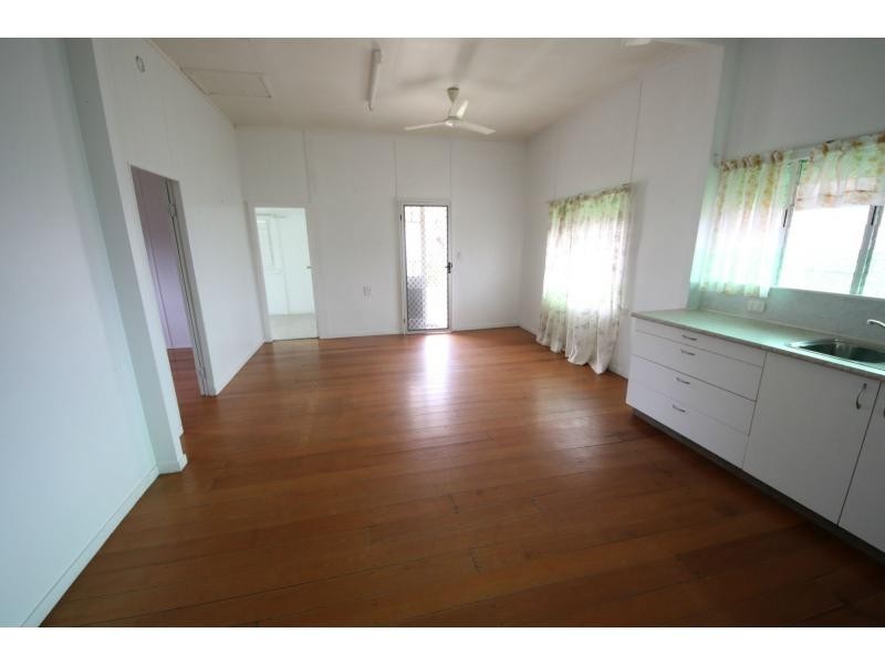 6 Wilmington Street, Ayr QLD 4807