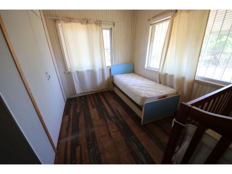 185-187 CHIPPENDALE, Ayr QLD 4807