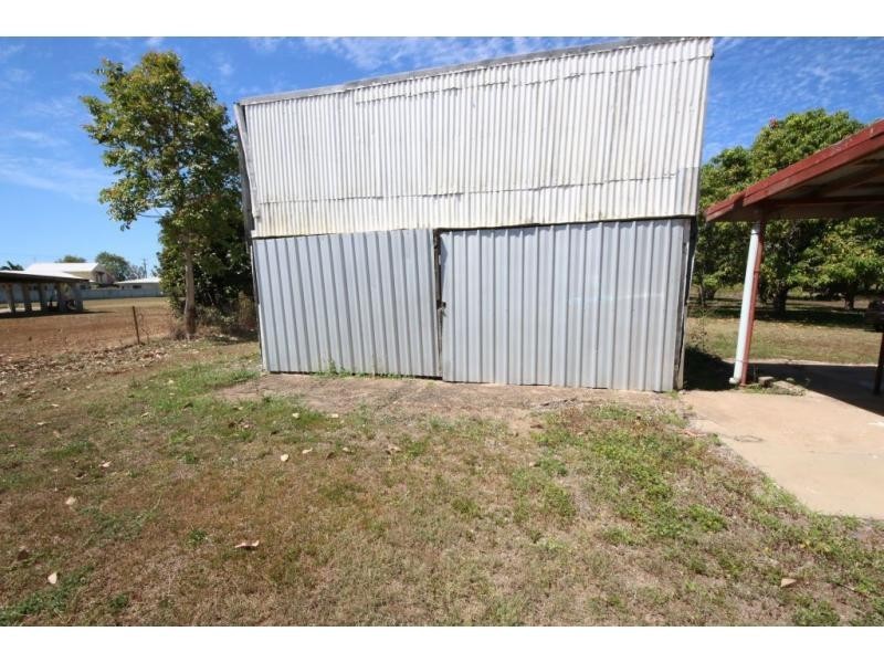 185-187 CHIPPENDALE, Ayr QLD 4807