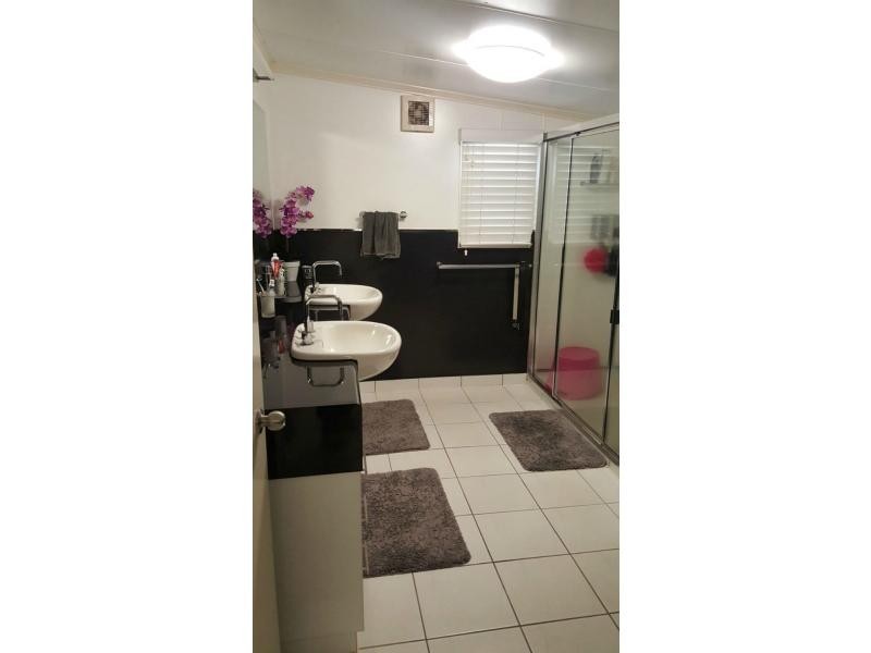 5 SYDNEY Street, Ayr QLD 4807