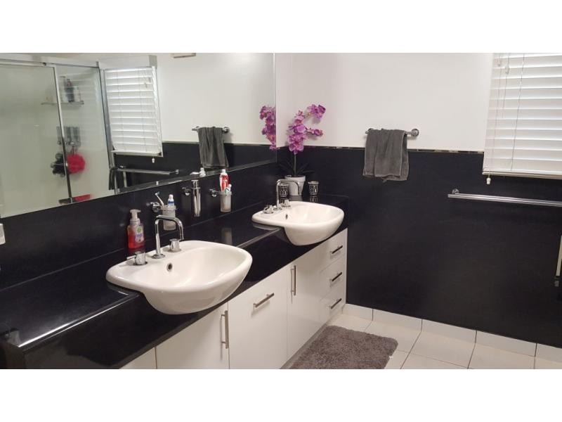 5 SYDNEY Street, Ayr QLD 4807