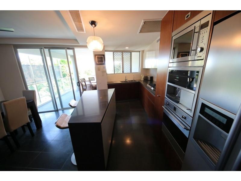 21/96-98 Mitchell Street, North Ward QLD 4810