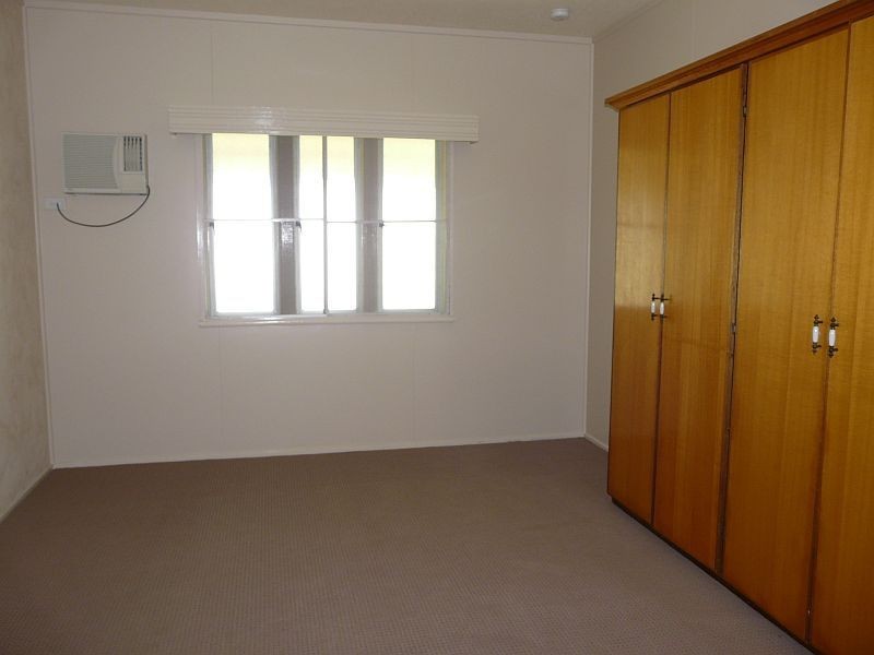 8 Burke Street, Ayr QLD 4807
