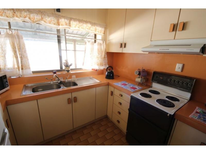 36-38 HOEY Street, Ayr QLD 4807