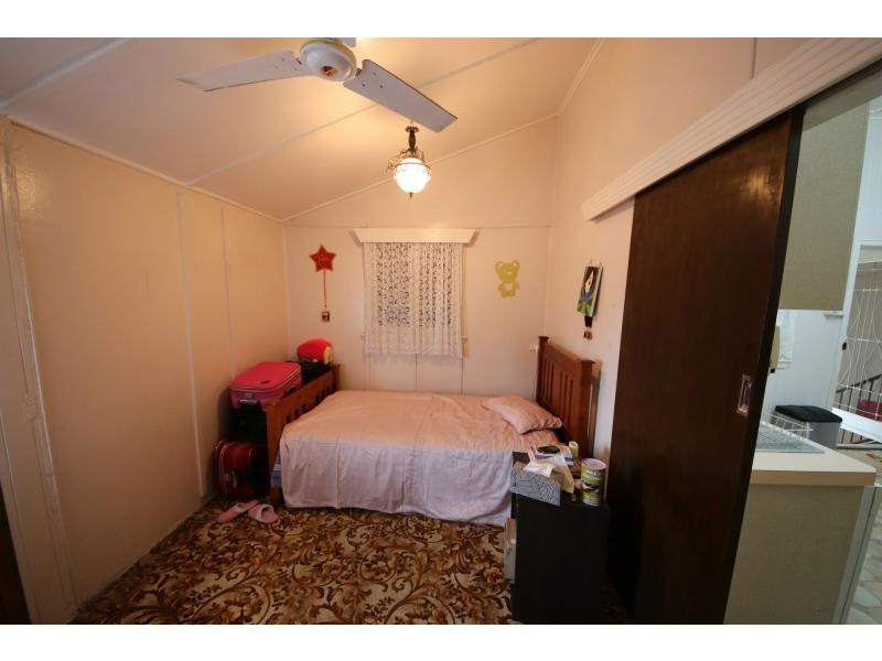 1 PARKER Street, Ayr QLD 4807