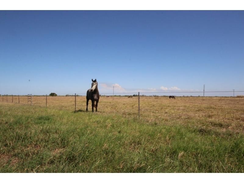 171 HODEL Road, Giru QLD 4809