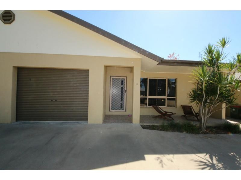 3/18 Macmillan Street, Ayr QLD 4807