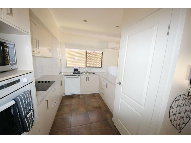 3/18 Macmillan Street, Ayr QLD 4807