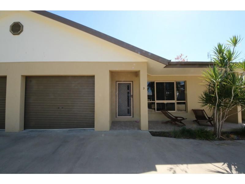 3/18 Macmillan Street, Ayr QLD 4807