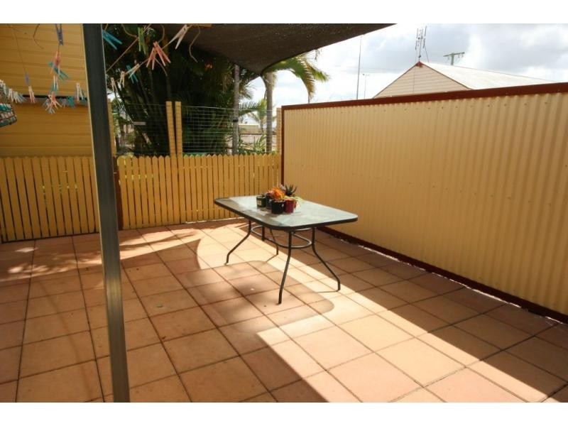 94 RAILWAY Street, Ayr QLD 4807