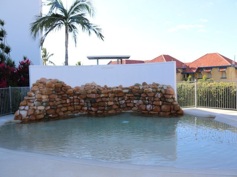 Unit 201/72-74 The Strand, North Ward QLD 4810