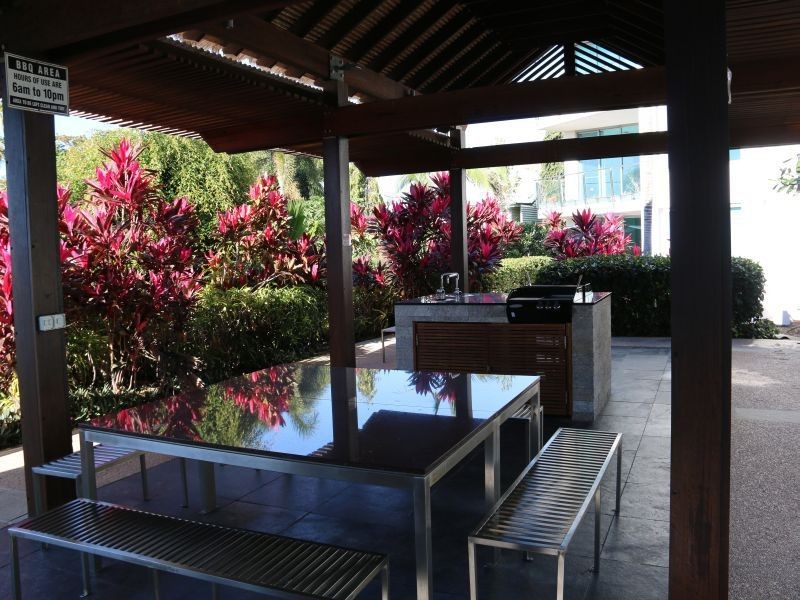 Unit 201/72-74 The Strand, North Ward QLD 4810