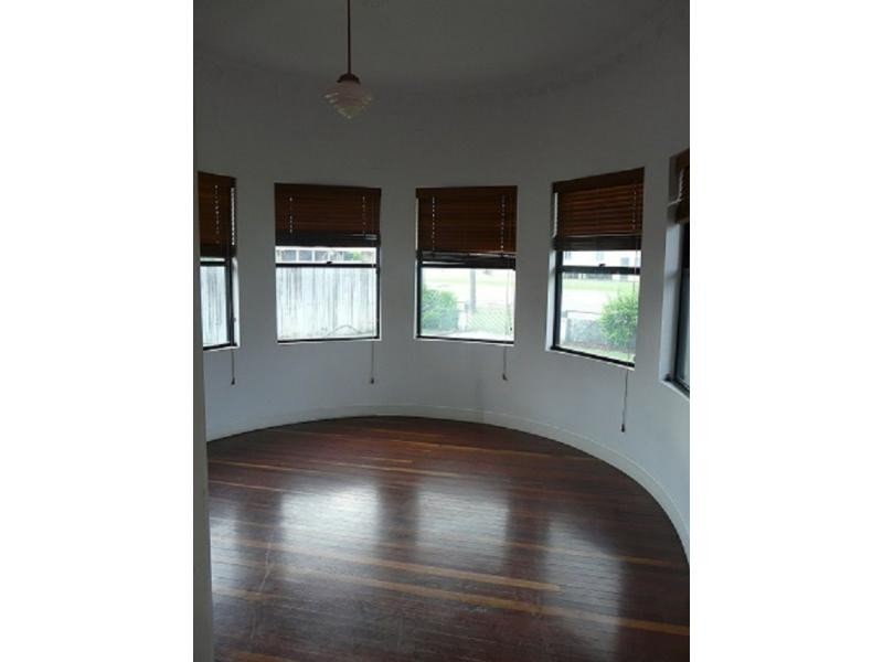 87 TWELFTH Street, Home Hill QLD 4806