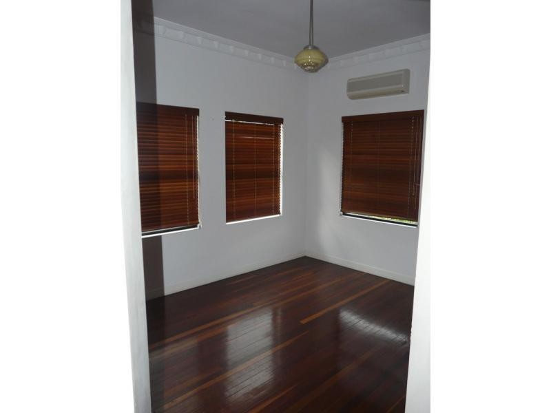 87 TWELFTH Street, Home Hill QLD 4806