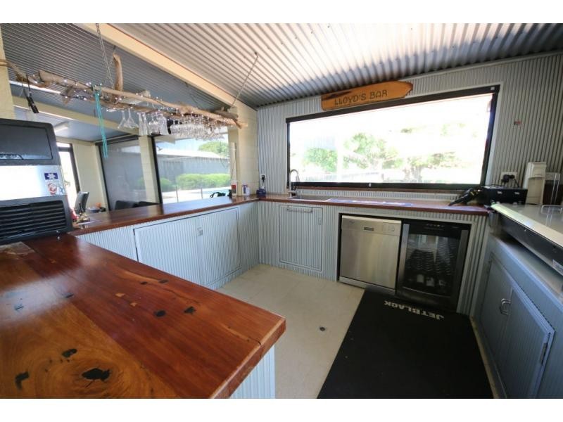 87 DOWNS Road, Jarvisfield QLD 4807