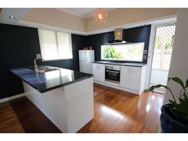 128 MUNRO Street, Ayr QLD 4807