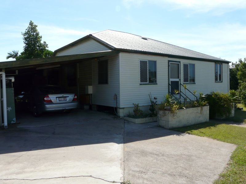 6 LITTLE YOUNG Street, Ayr QLD 4807