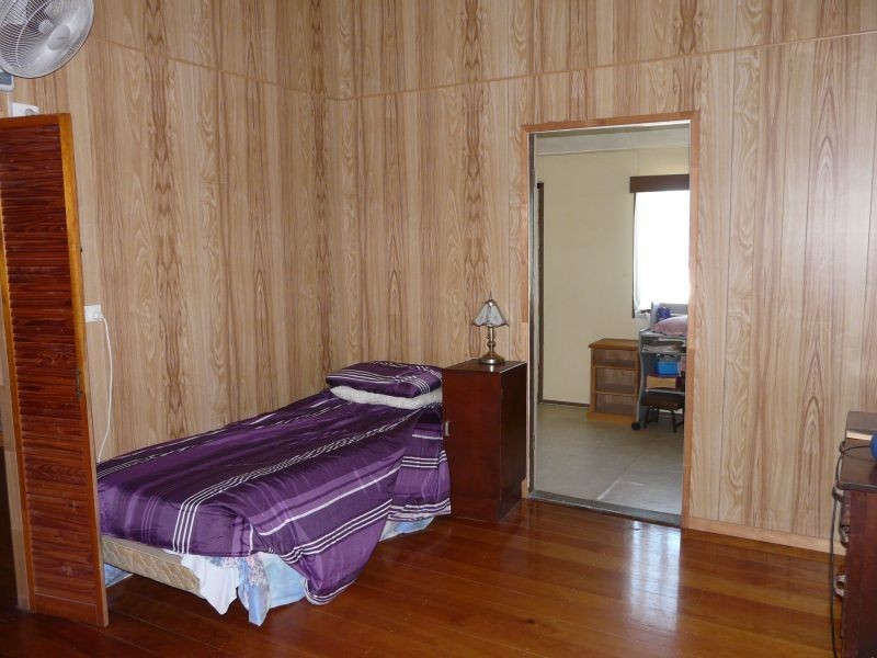 6 LITTLE YOUNG Street, Ayr QLD 4807