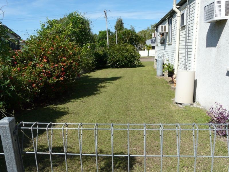 6 LITTLE YOUNG Street, Ayr QLD 4807