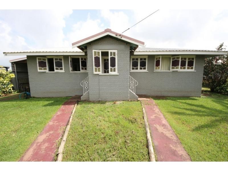 90 BANISTER Street, Brandon QLD 4808