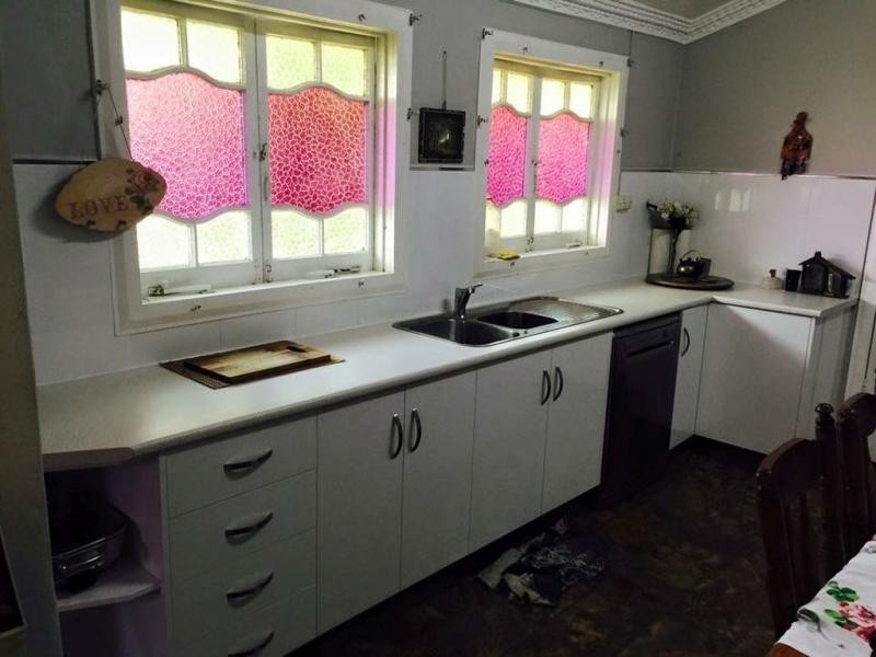 90 BANISTER Street, Brandon QLD 4808