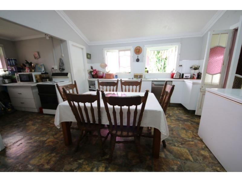 90 BANISTER Street, Brandon QLD 4808