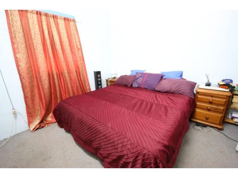 90 BANISTER Street, Brandon QLD 4808