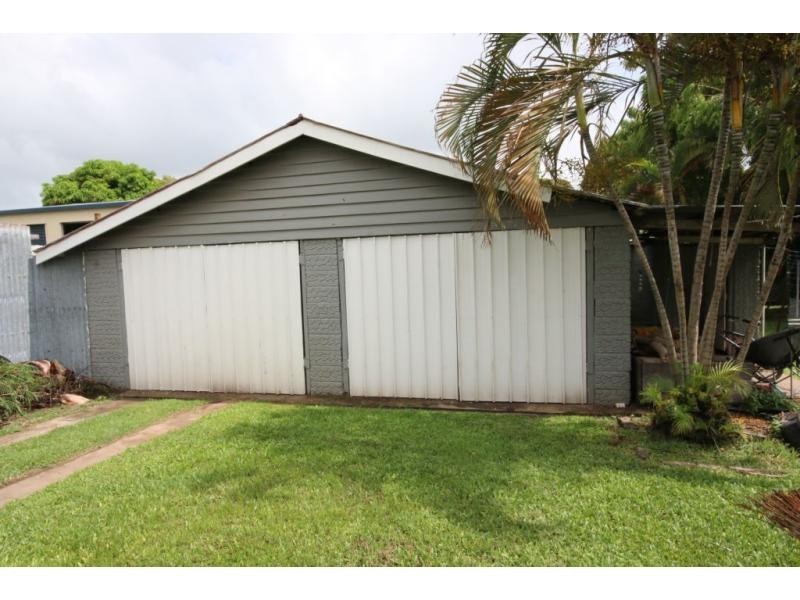 90 BANISTER Street, Brandon QLD 4808