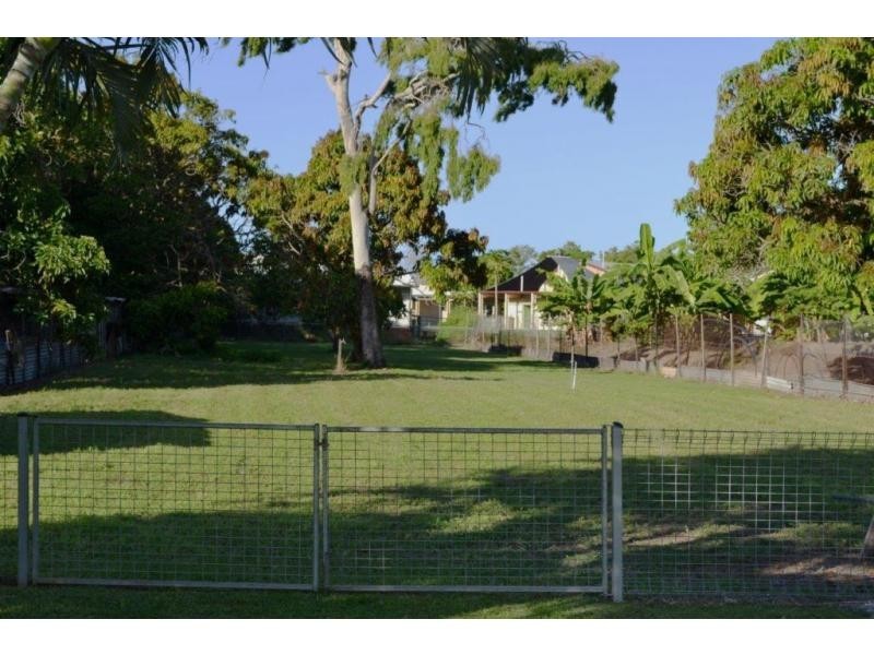 52 GIBSON Street, Ayr QLD 4807
