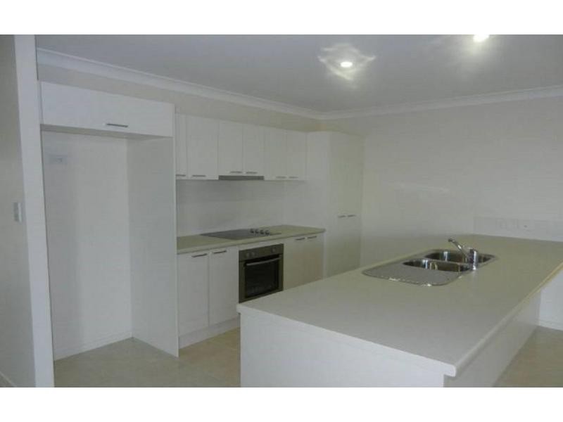 7 Hibiscus Drive, Ayr QLD 4807