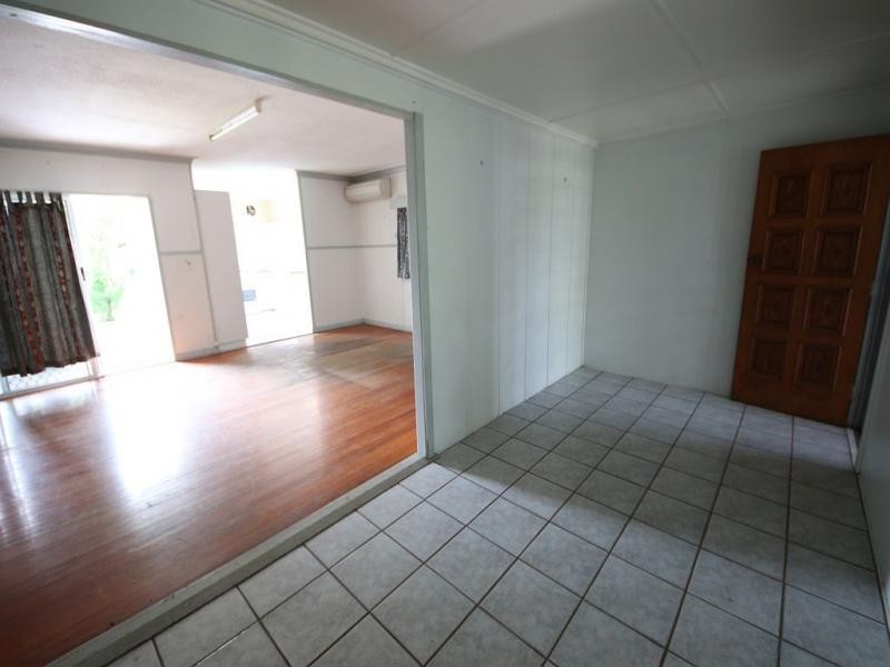 12 PORTER Street, Ayr QLD 4807