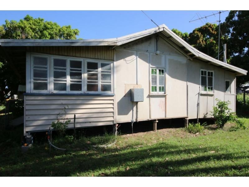 10-14 SEVENTH A Avenue, Home Hill QLD 4806