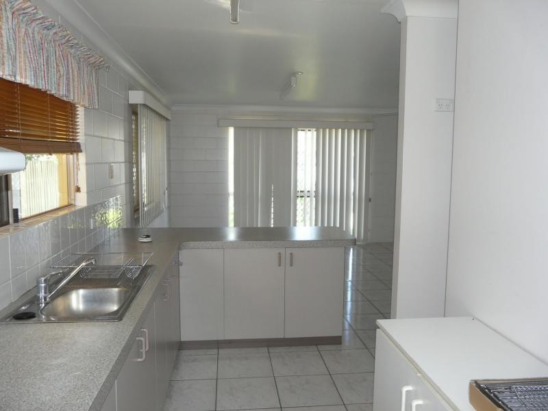 4/135 GRAHAM Street, Ayr QLD 4807