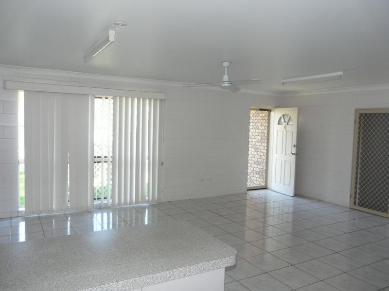 4/135 GRAHAM Street, Ayr QLD 4807