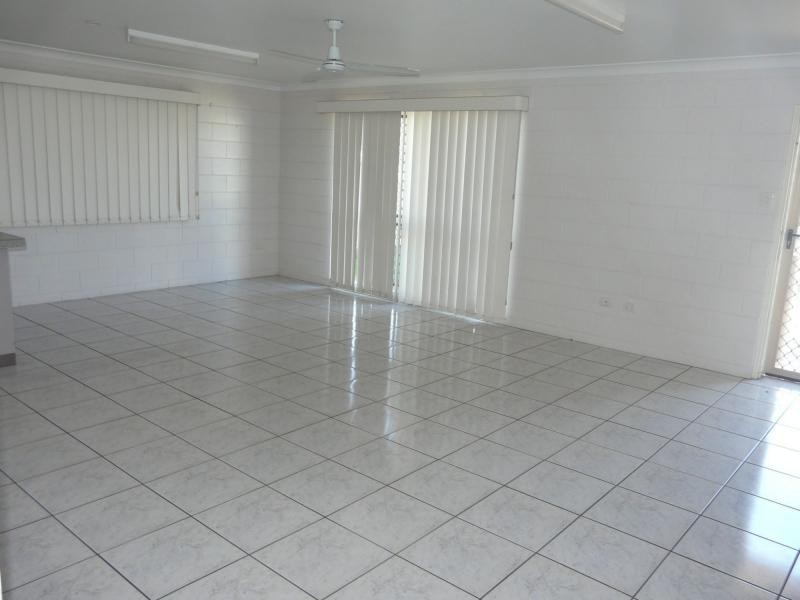 4/135 GRAHAM Street, Ayr QLD 4807
