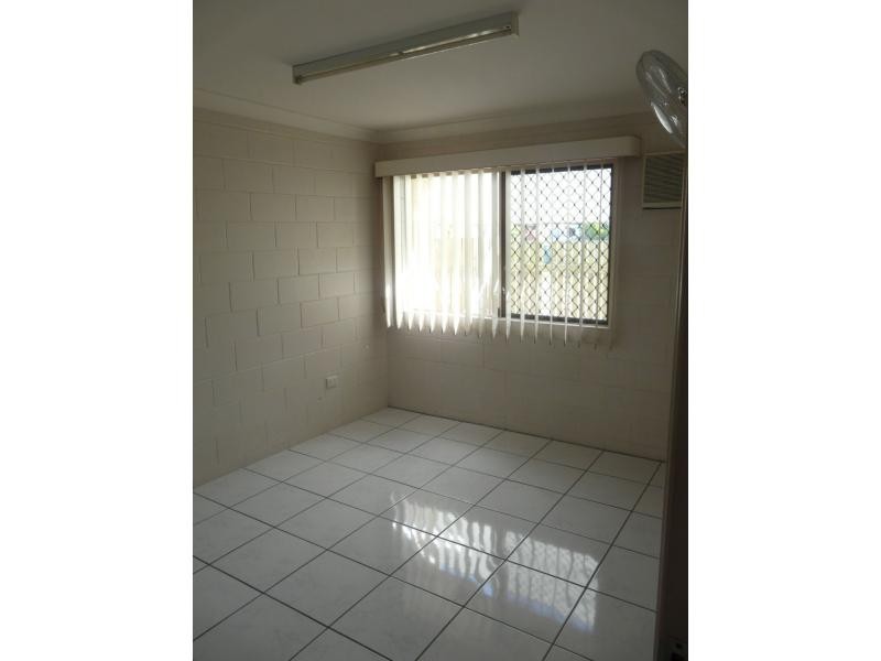 4/135 GRAHAM Street, Ayr QLD 4807