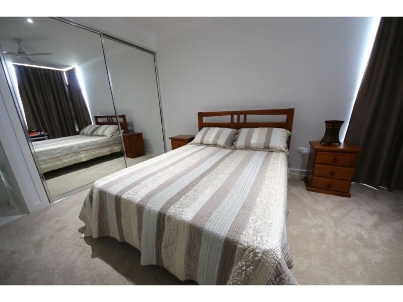 72 YOUNG STREET, Ayr QLD 4807
