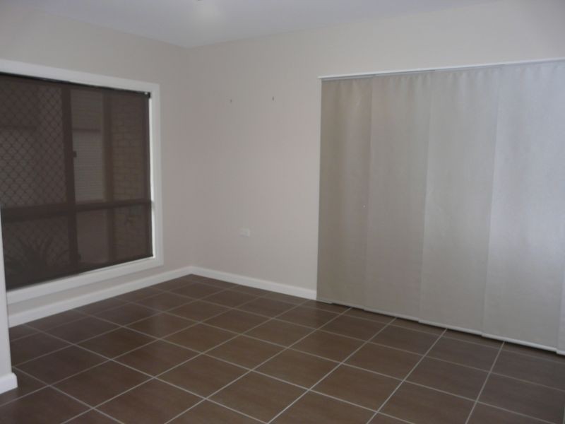 Unit 7/49-51 MACMILLAN Street, Ayr QLD 4807