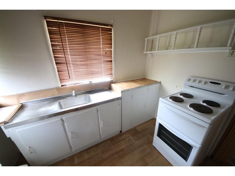 27 TENTH STREET, Home Hill QLD 4806