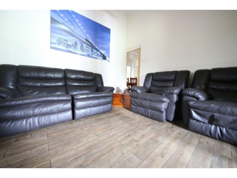 27 TENTH STREET, Home Hill QLD 4806