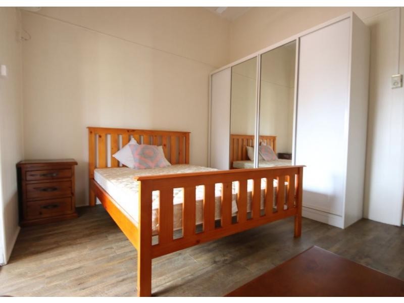 27 TENTH STREET, Home Hill QLD 4806