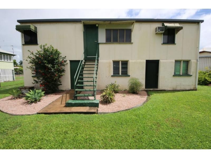 27 TENTH STREET, Home Hill QLD 4806