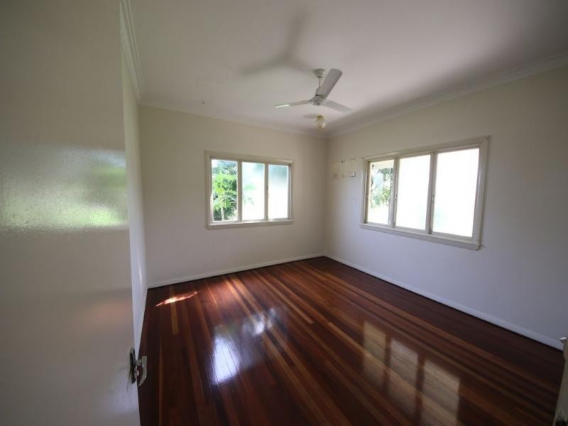 35 DRYSDALE Street, Brandon QLD 4808