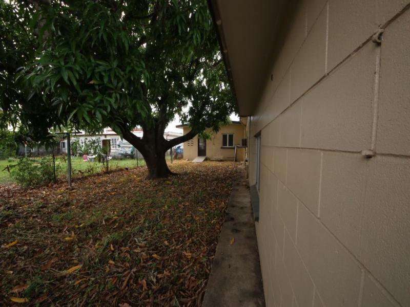 35 DRYSDALE Street, Brandon QLD 4808