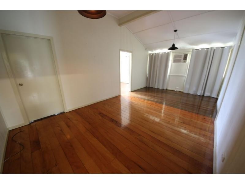 115 NINTH Avenue, Home Hill QLD 4806