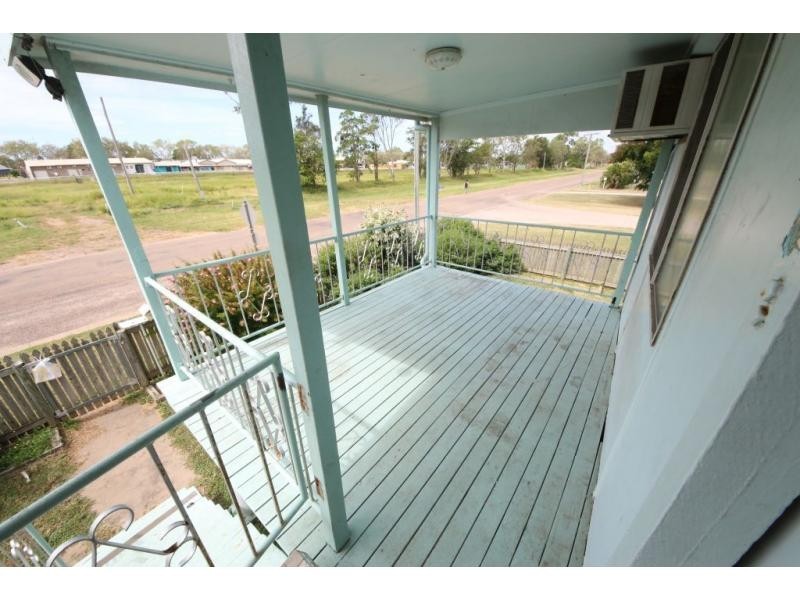 42 FIFTH AVENUE, Home Hill QLD 4806