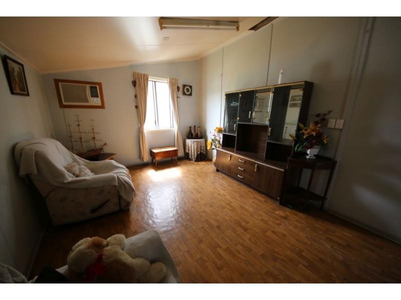 42 FIFTH AVENUE, Home Hill QLD 4806